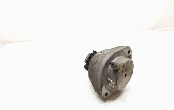 BMW 5 E60 E61 Engine mount bracket