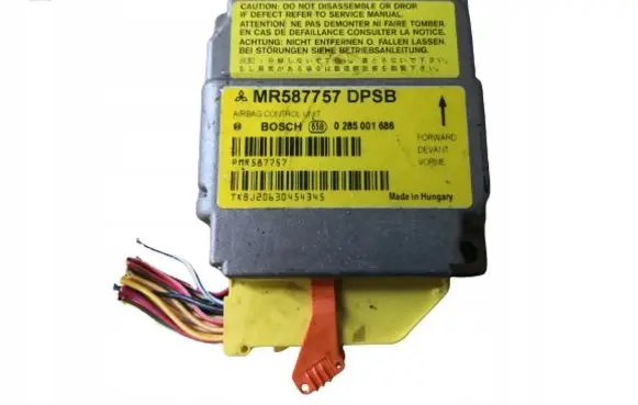 Mitsubishi Colt Airbag control unit/module MR587757
