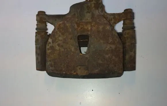 Lexus IS 220D-250-350 Front brake caliper