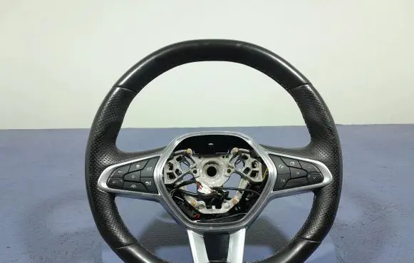 Renault Arkana Steering wheel 484004761R