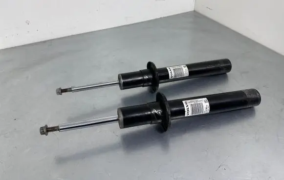 Volvo XC90 Front shock absorber/damper 32315527