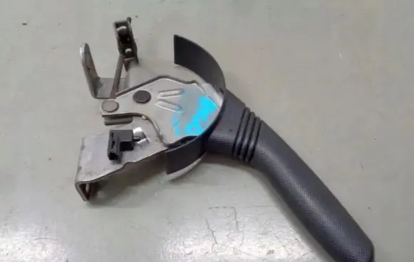 Toyota Aygo AB10 Hand brake release handle 