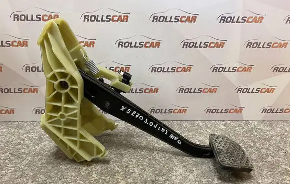 BMW X5 E70 Brake pedal 3511677069301
