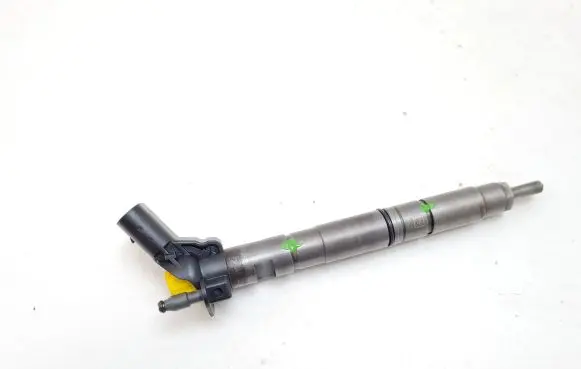 Fuel injector