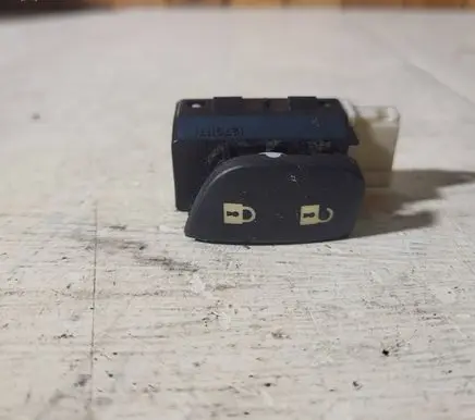 Central locking switch button