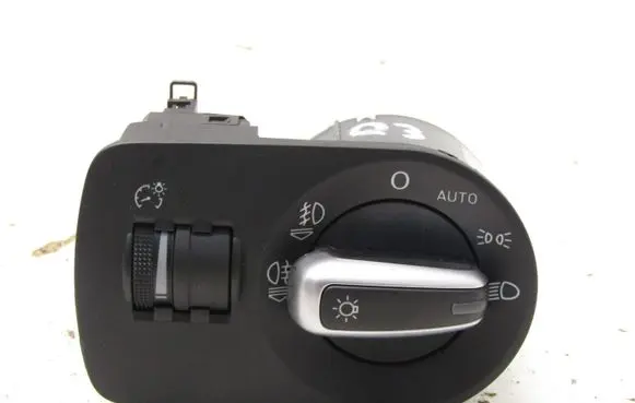 Audi Q3 8U Light switch 8P0919093