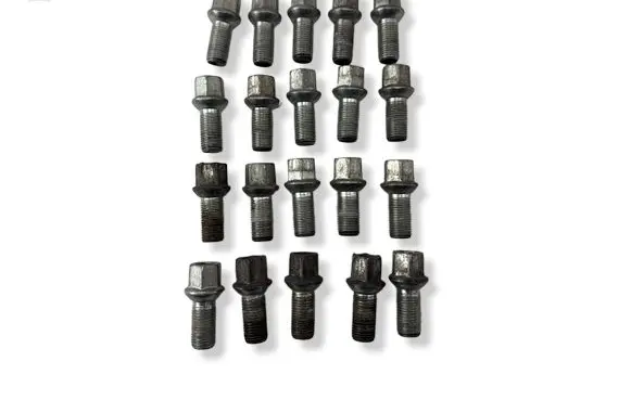 Volkswagen Golf VIII Nuts/bolts 
