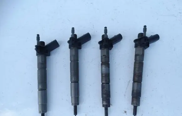 BMW 3 E90 E91 Fuel injectors set 03548 SB5CEZL 0445116