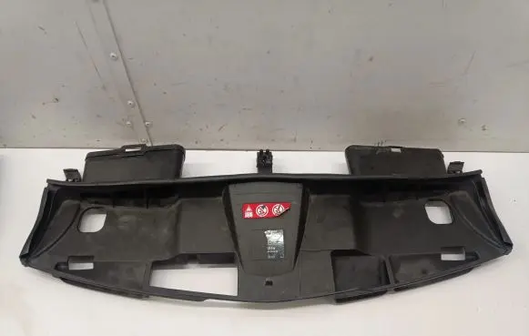 Mercedes-Benz E W212 Radiator trim A2125000155