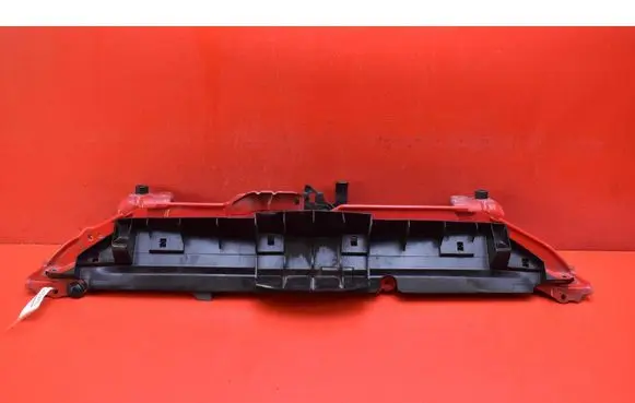 Toyota Yaris Front bodywork piece 