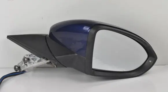 Volkswagen Golf VII Front door electric wing mirror E1021277