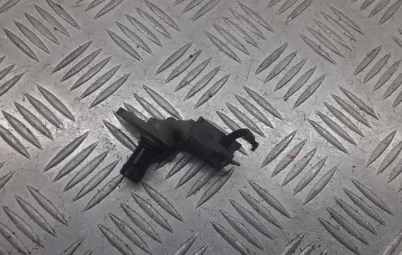 Ford Focus Camshaft vanos timing valve 5M51-12K073-AA