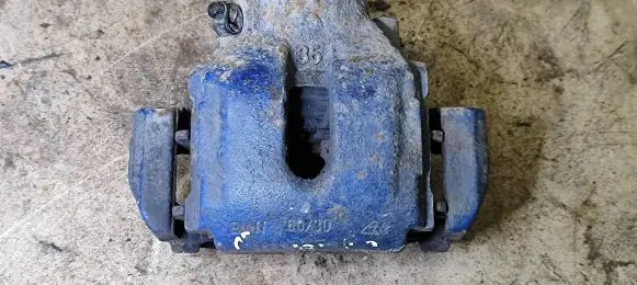 BMW X5 E53 Front brake caliper