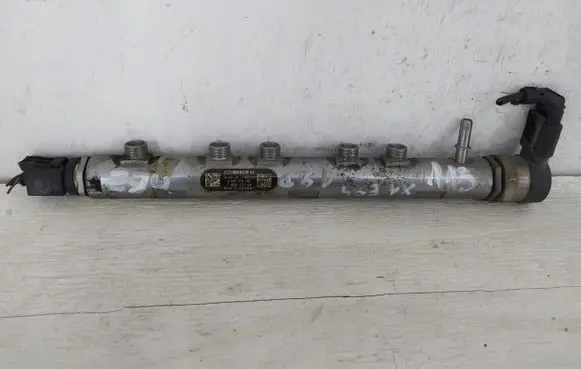 BMW X1 E84 Fuel main line pipe 0445214182