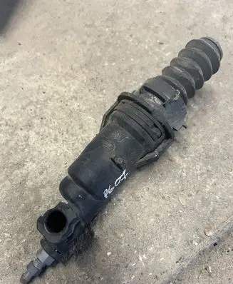 Peugeot 607 Clutch master cylinder 