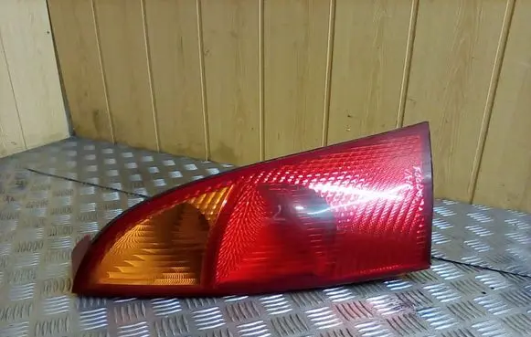 Ford Focus Rear/tail lights XS4X13405AC