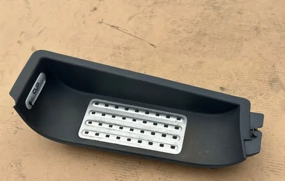 Volkswagen Multivan T5 Front sill trim cover 7E5863735A 7E5863735B 7E5863735