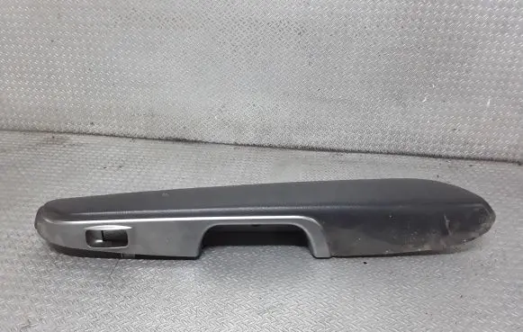 Mitsubishi Outlander Rear door handle trim MR4560874
