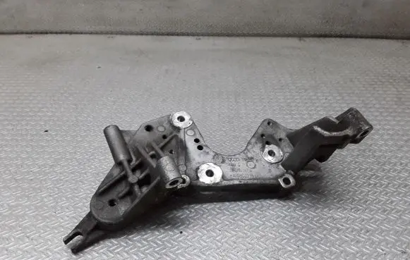 Audi Q7 4L Fuel pump bracket 059130147N