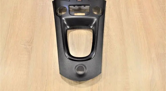 Chevrolet Orlando Gear shifter surround trim plastic 