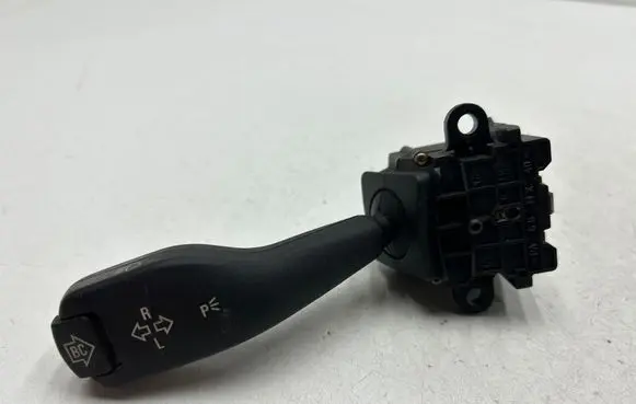 BMW 3 E46 Indicator stalk 011040 PA66MX4