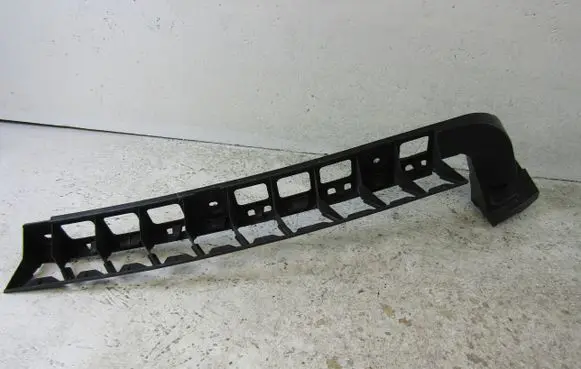 Skoda Octavia Mk3 (5E) Rear bumper mounting bracket 5E9807863