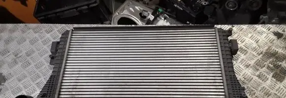 Skoda Octavia Mk2 (1Z) Intercooler radiator 1k0121345e