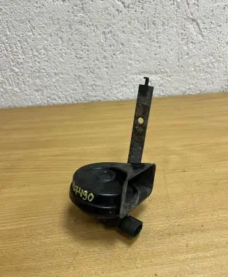 BMW X5 E70 Horn signal A046495 D7490