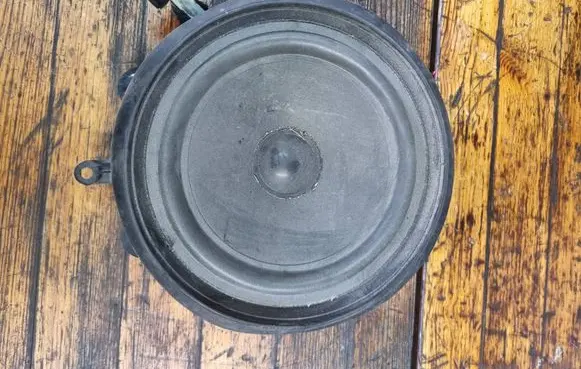 Audi A4 S4 B6 8E 8H Front door speaker 8E0035411 1150126