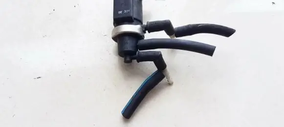 Audi A6 S6 C5 4B Turbo solenoid valve 059906627