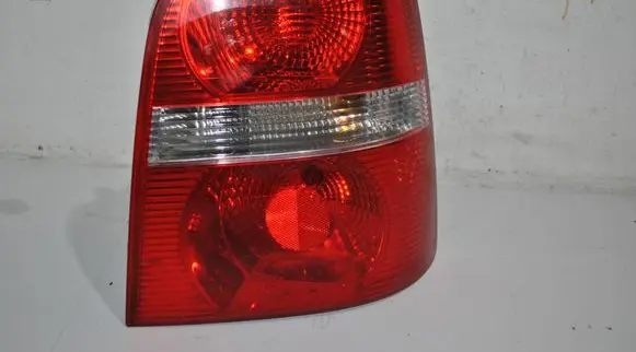Volkswagen Cross Touran I Rear/tail lights