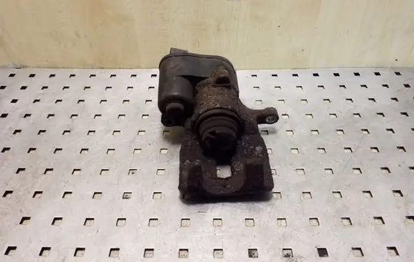 Volvo XC60 Rear brake caliper