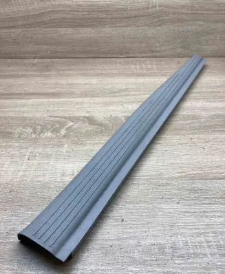 Mercedes-Benz E W211 Front sill trim cover A2116801835