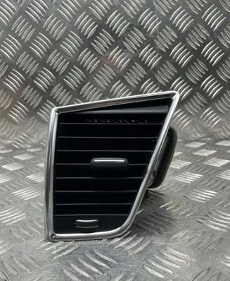 Audi Q5 SQ5 Dashboard side air vent grill/cover trim 8R1820901