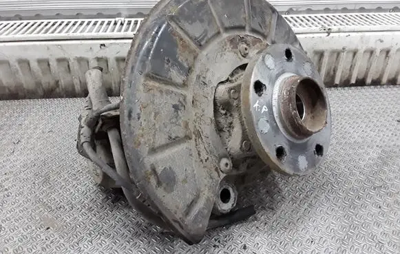 Volkswagen PASSAT B6 Front wheel hub spindle knuckle