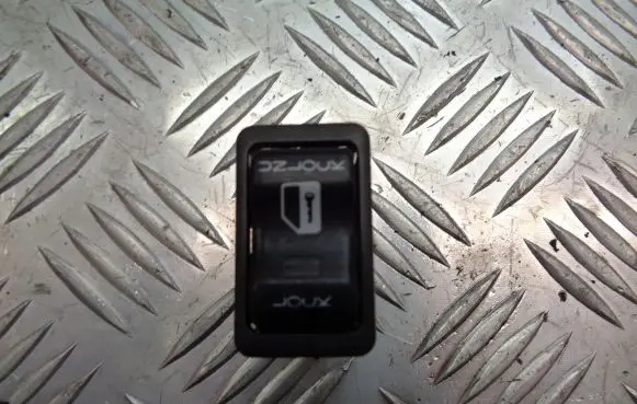 Nissan Primera Other switches/knobs/shifts