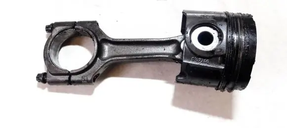 Opel Zafira A Piston with connecting rod 0107200