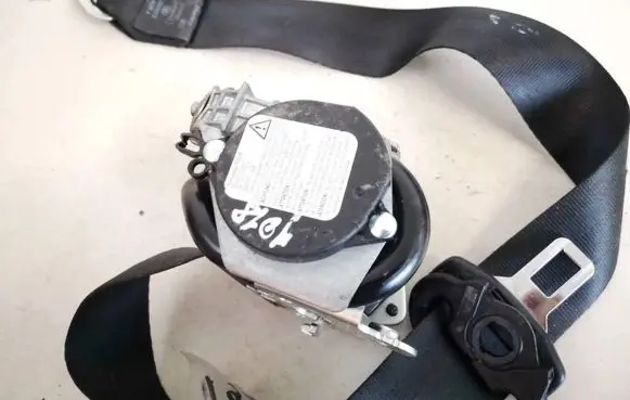 Skoda Octavia Mk2 (1Z) Front seatbelt 1z0857702c