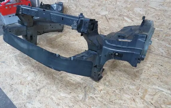Opel Insignia A Radiator support slam panel