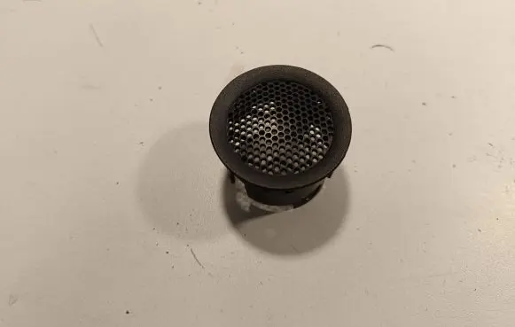 Jeep Grand Cherokee Front door speaker cover trim 