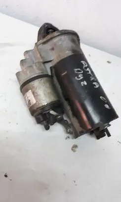 Opel Zafira A Starter motor