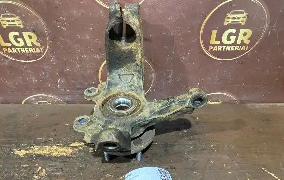 Volvo S40 Front wheel hub spindle knuckle 3M513K170