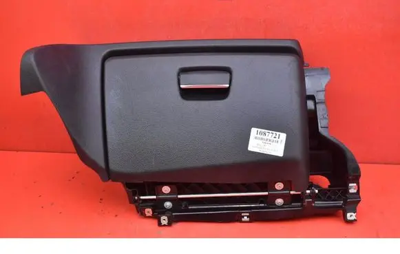 BMW 1 E82 E88 Glove box 