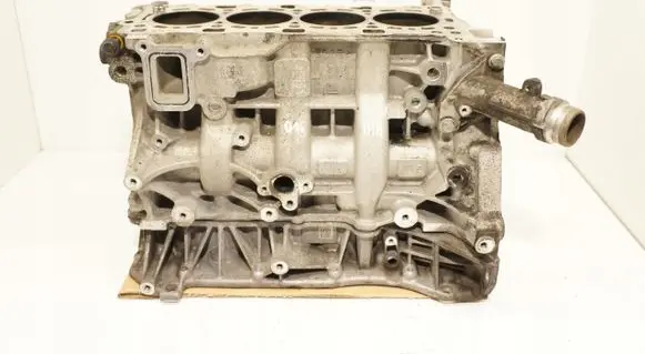 Opel Astra K Engine block 