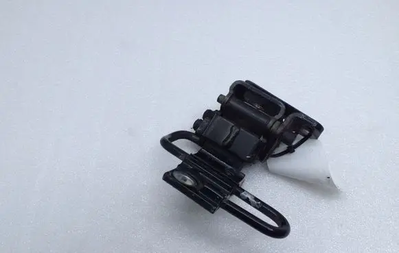 Audi Q7 4L Rear door lower hinge 4L0833412A
