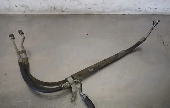 Subaru Impreza III Power steering hose/pipe/line 