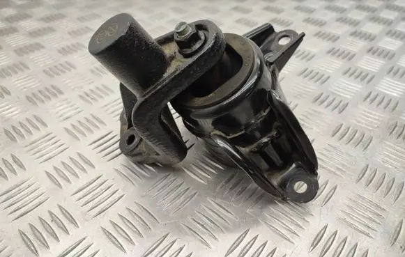 Hyundai i40 Engine mount bracket 218103Z000