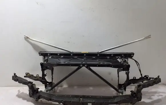 BMW X5 G05 Headlight/headlamp mounting bracket 7421711