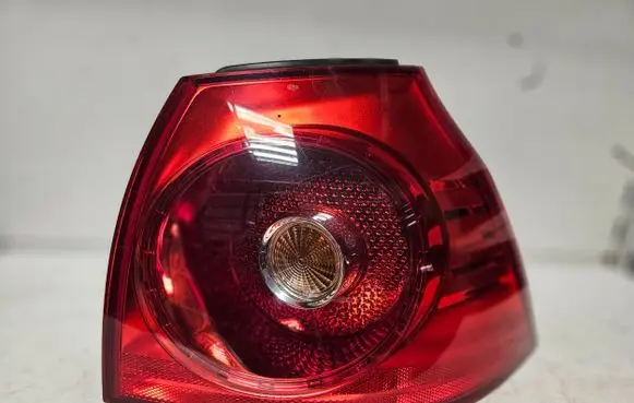 Volkswagen Golf V Rear/tail lights 1K6945096Q 89031823
