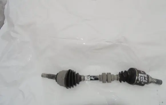 Nissan Note (E12) Front driveshaft 894216146952